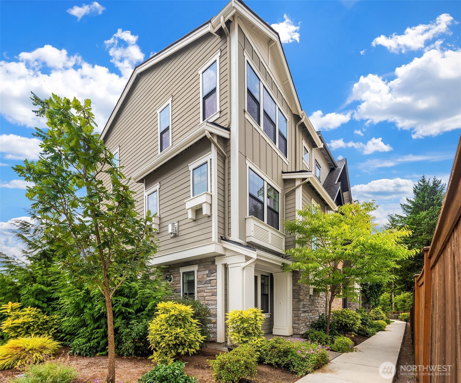 14131 266th Avenue NE, Duvall, WA 98019