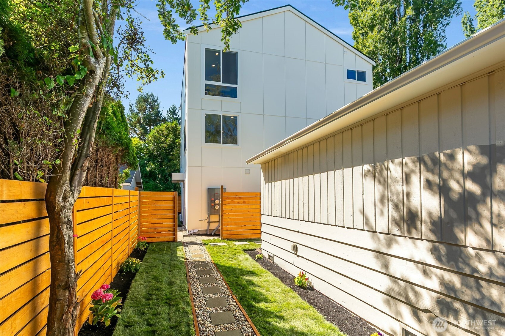 9031 4th Avenue NW, Seattle, WA 98117