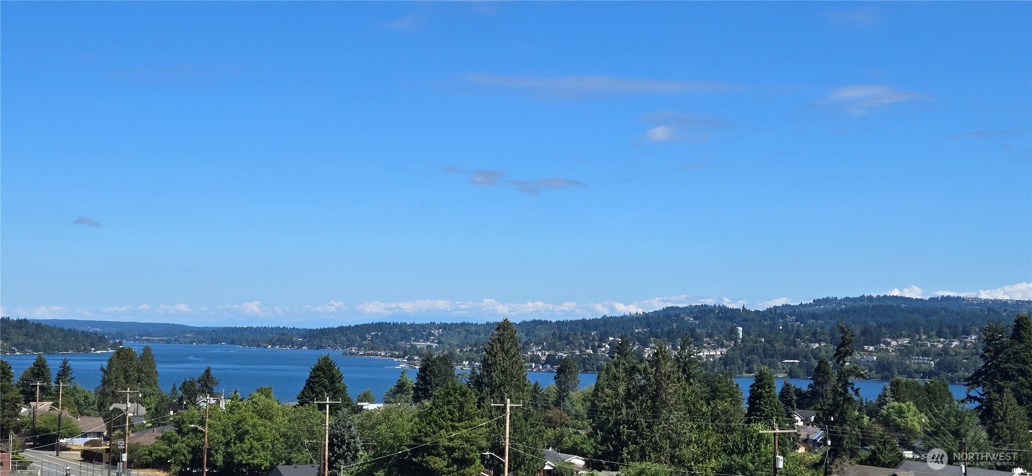8269 S 118th Court, Seattle, WA 98178