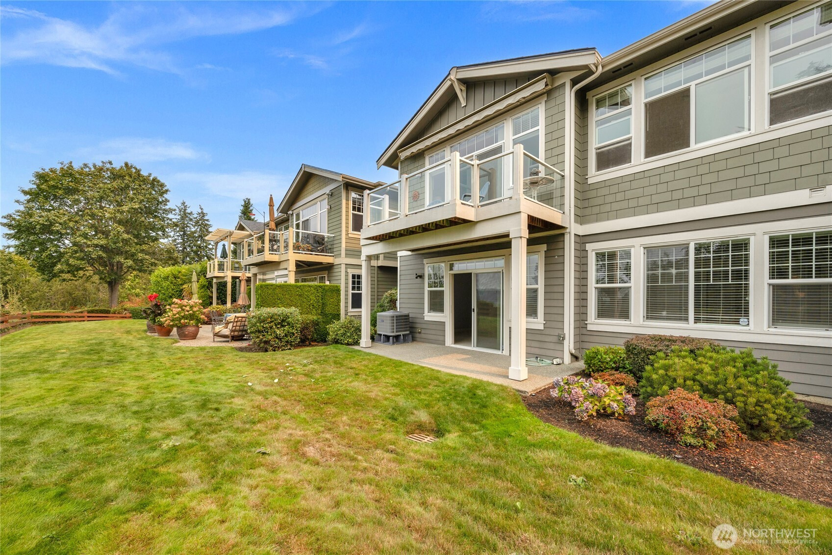 7720 Island View Court, Mukilteo, WA 98275
