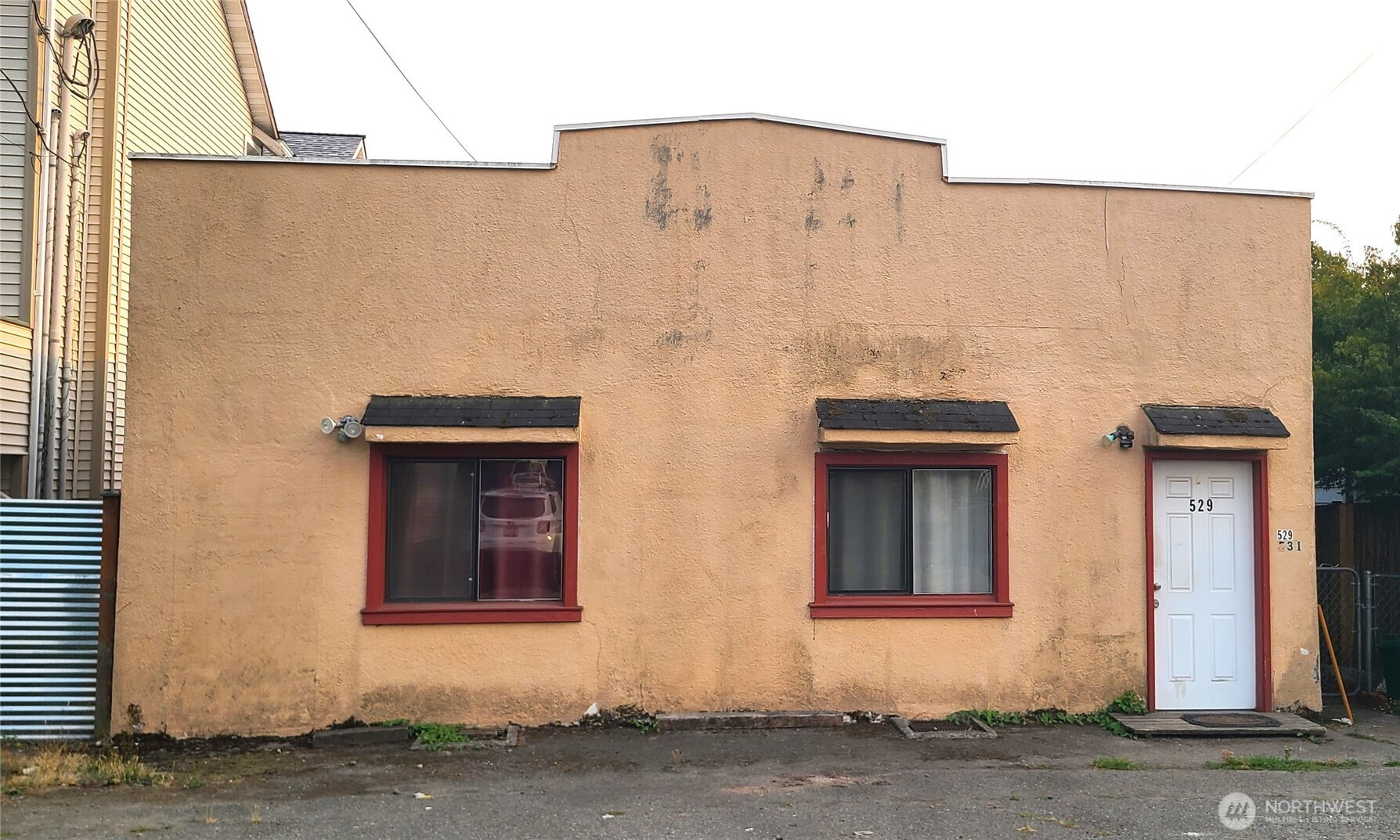 529 N 103rd Street, Seattle, WA 98133