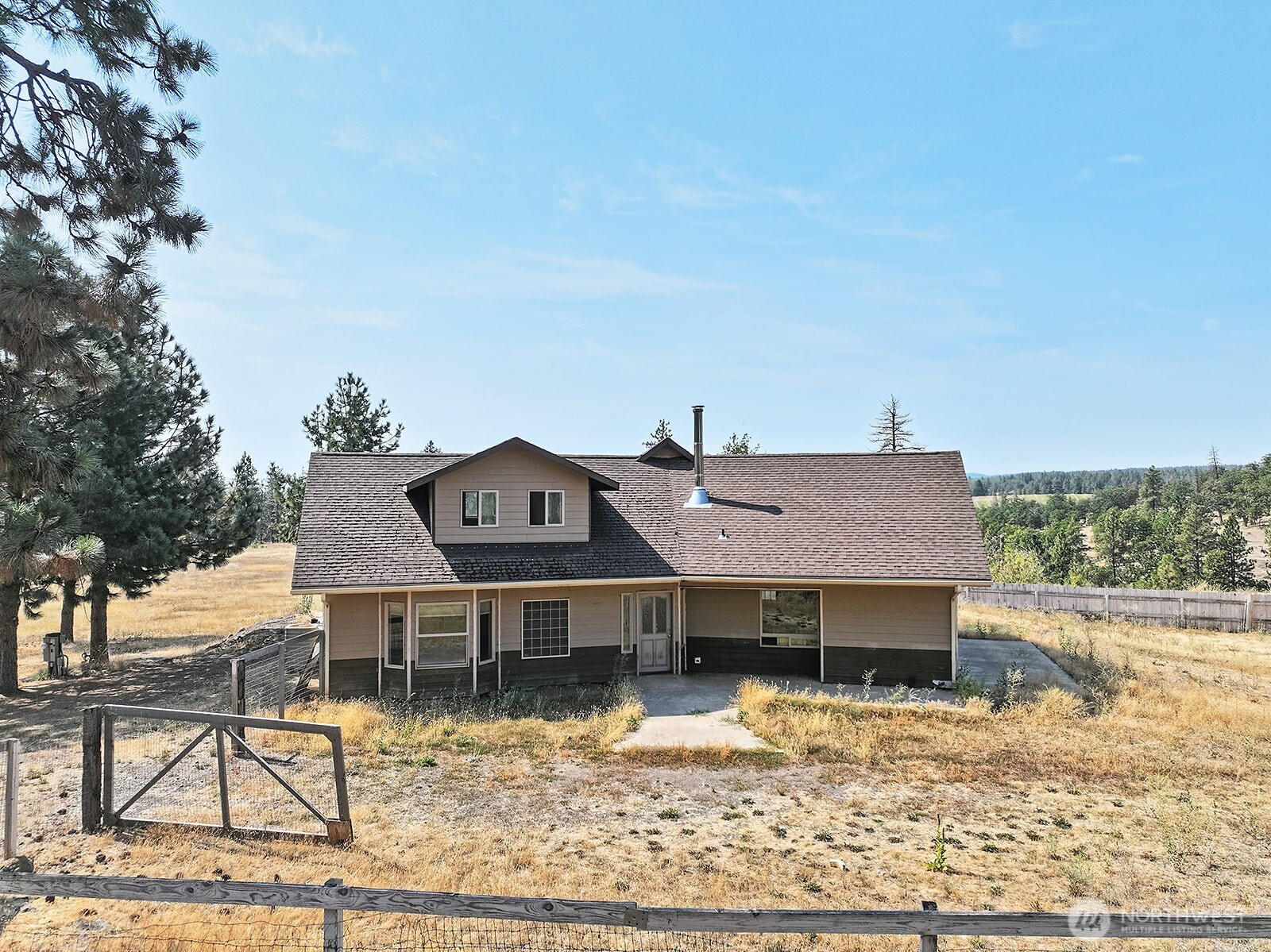 2220 Glenwood Highway, Goldendale, WA 98620