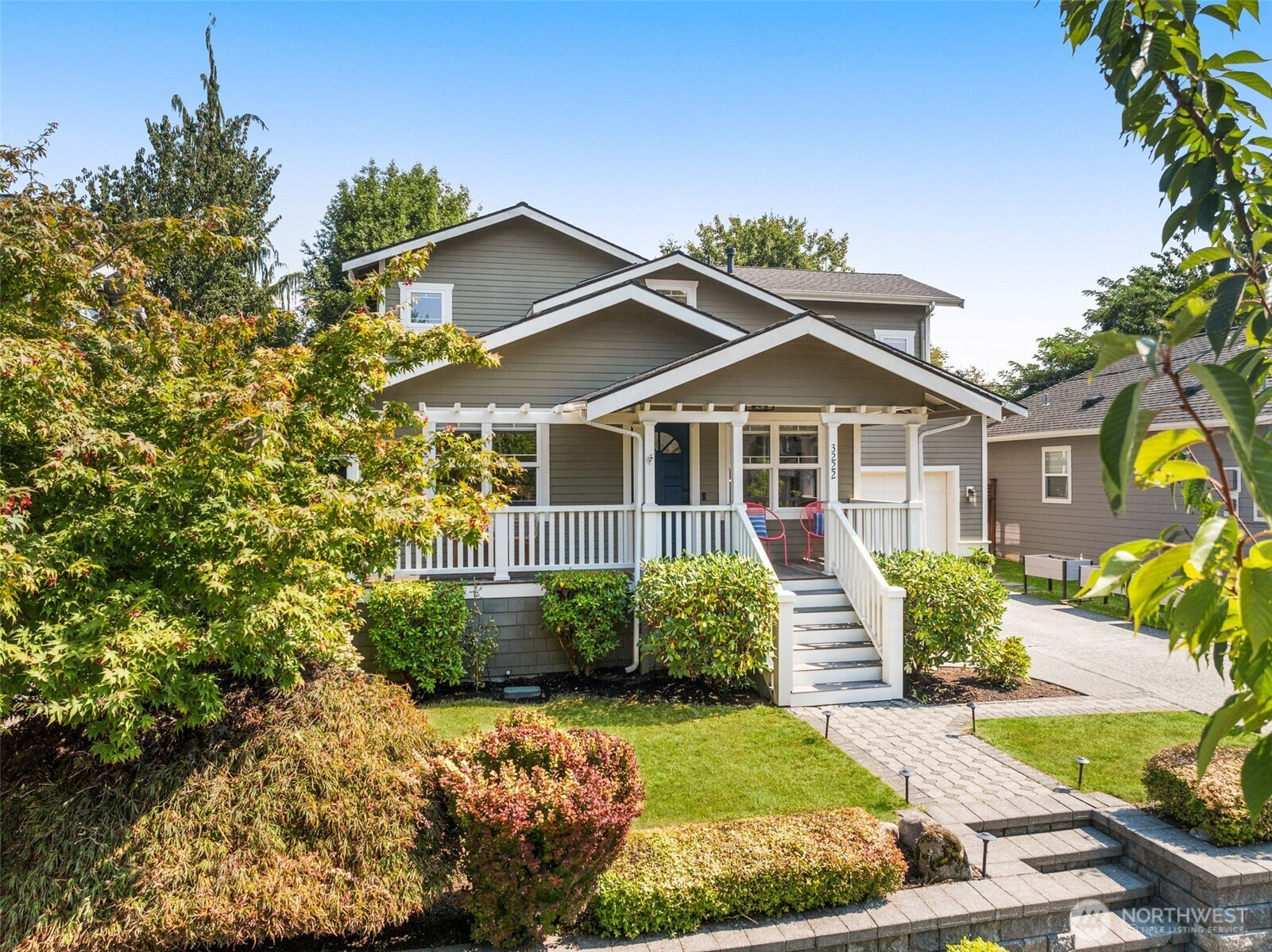 3222 39th Avenue SW, Seattle, WA 98116