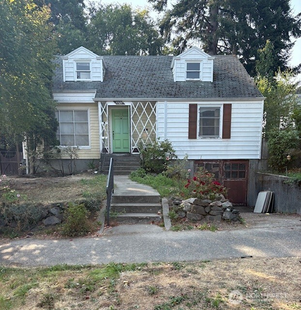 7727 19th Avenue NW, Seattle, WA 98117