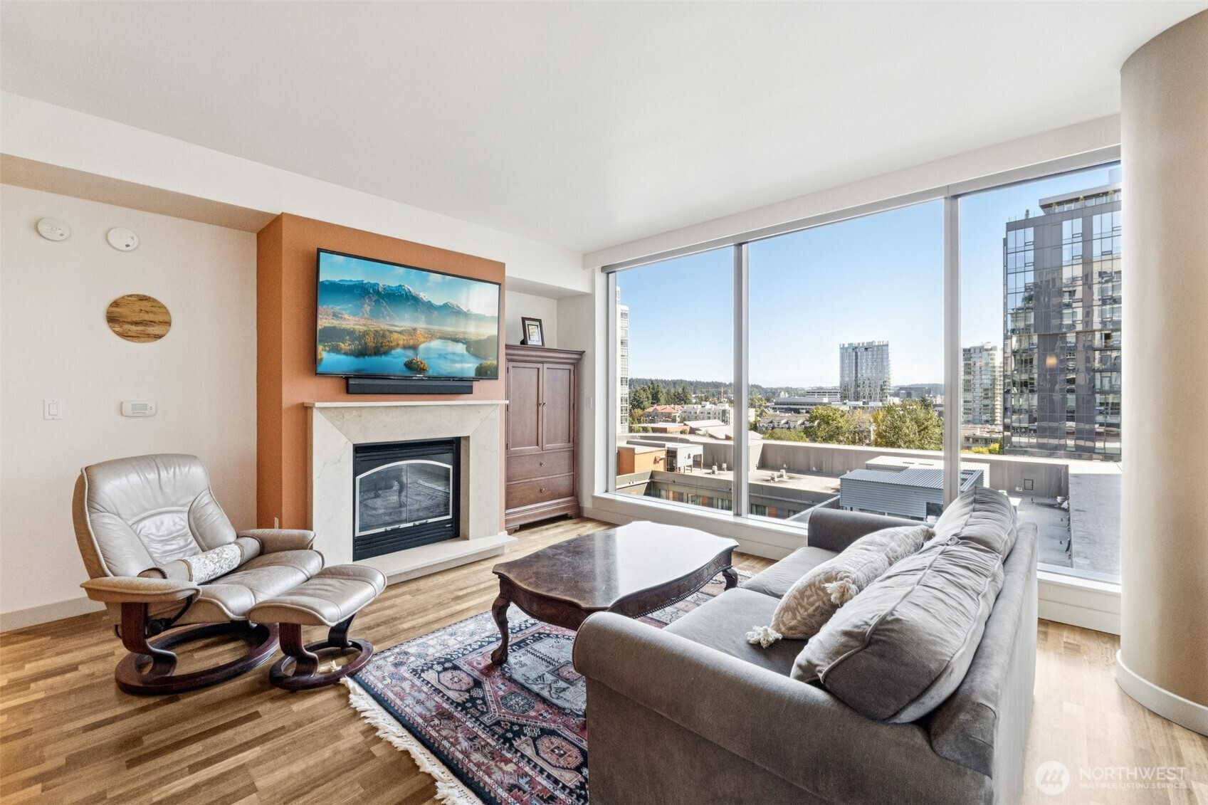 10650 NE 9th Place, Bellevue, WA 98004