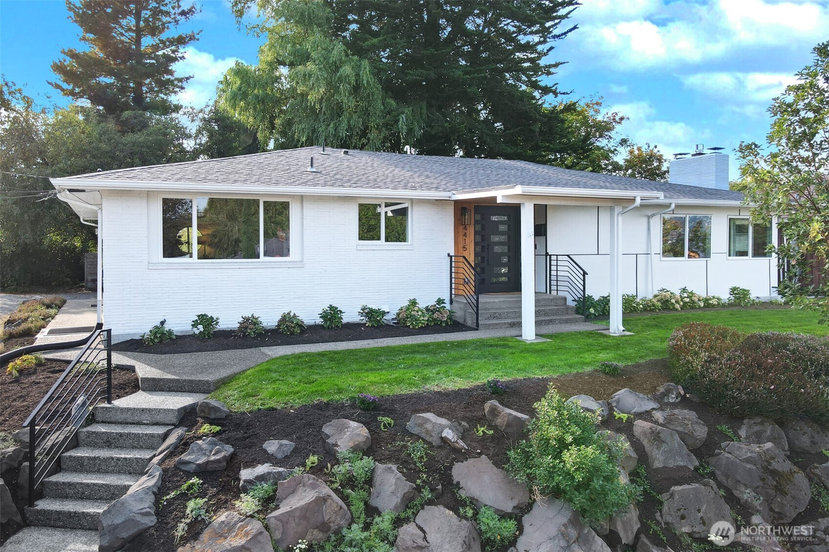 4415 48th Avenue S, Seattle, WA 98118