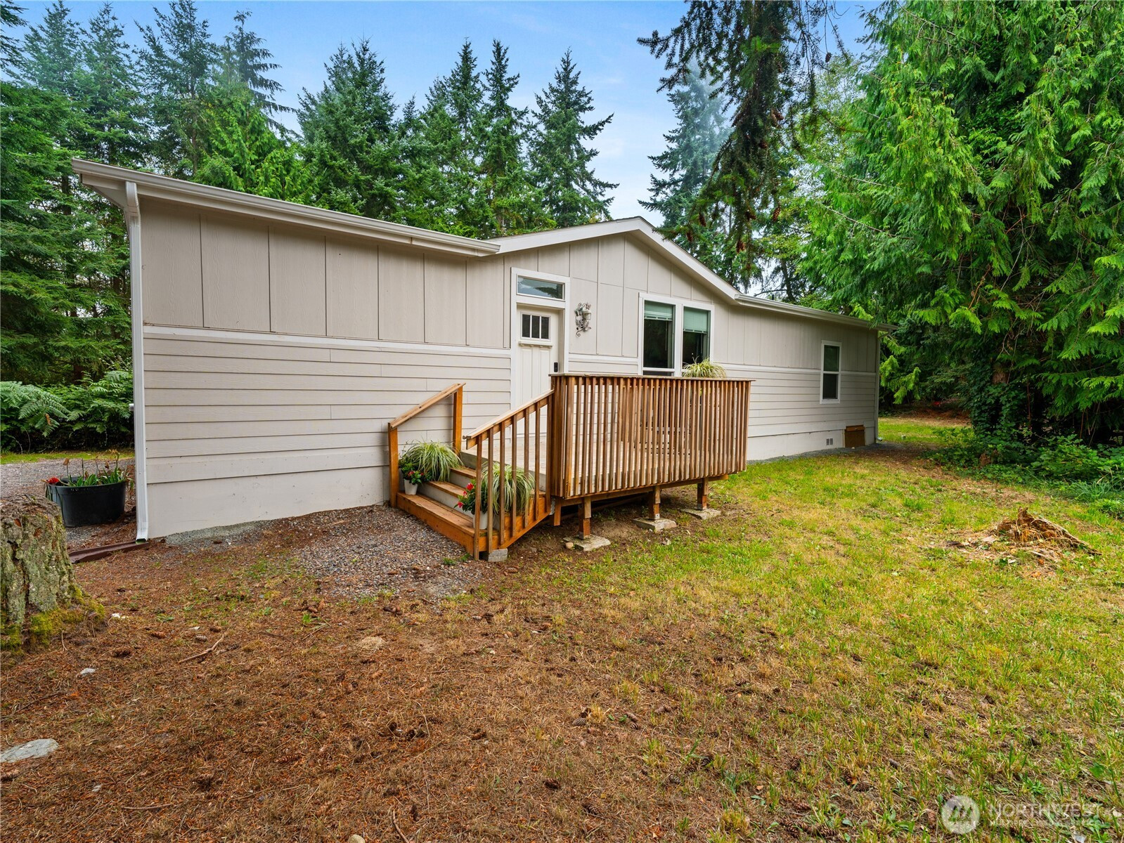 1947 E Beachwood, Freeland, WA 98249