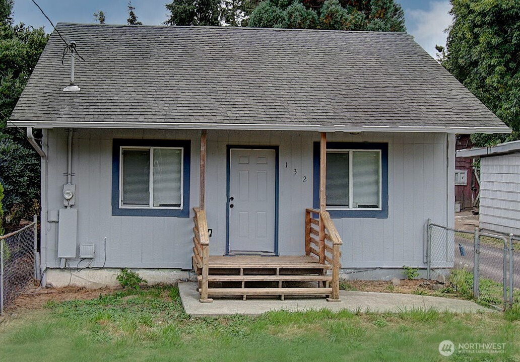 132 N Maple Street, Kelso, WA 98626