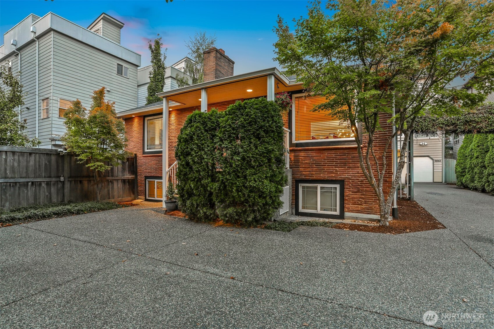 9044 15th Avenue NW, Seattle, WA 98117