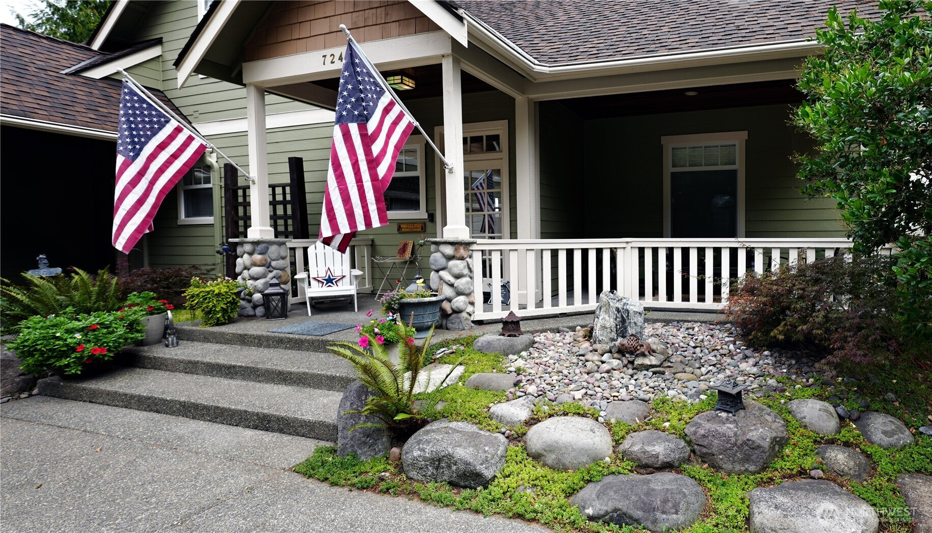 7240 Holmes Island Road SE, Lacey, WA 98503