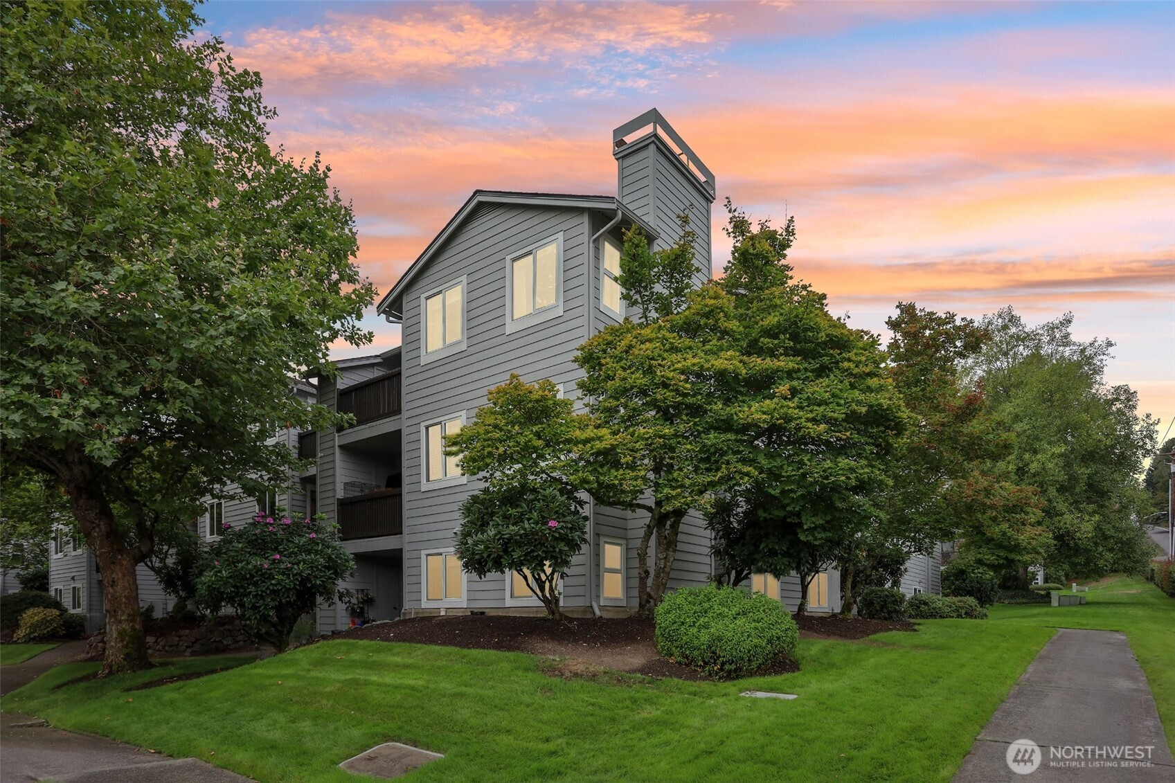 6700 182nd Street SE, Kenmore, WA 98028