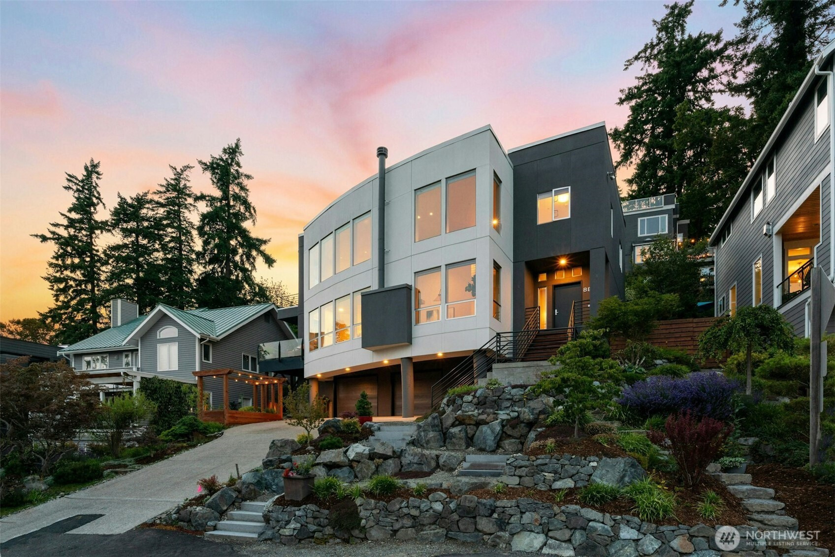 8812 NE 117th Place, Kirkland, WA 98034