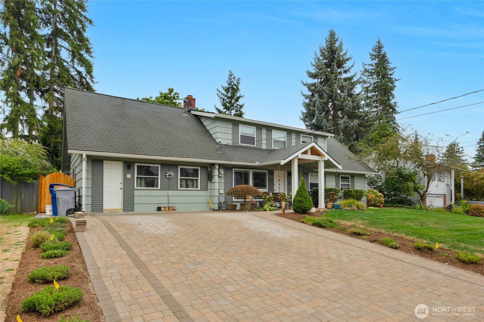 15931 SE 1st Street, Bellevue, WA 98008