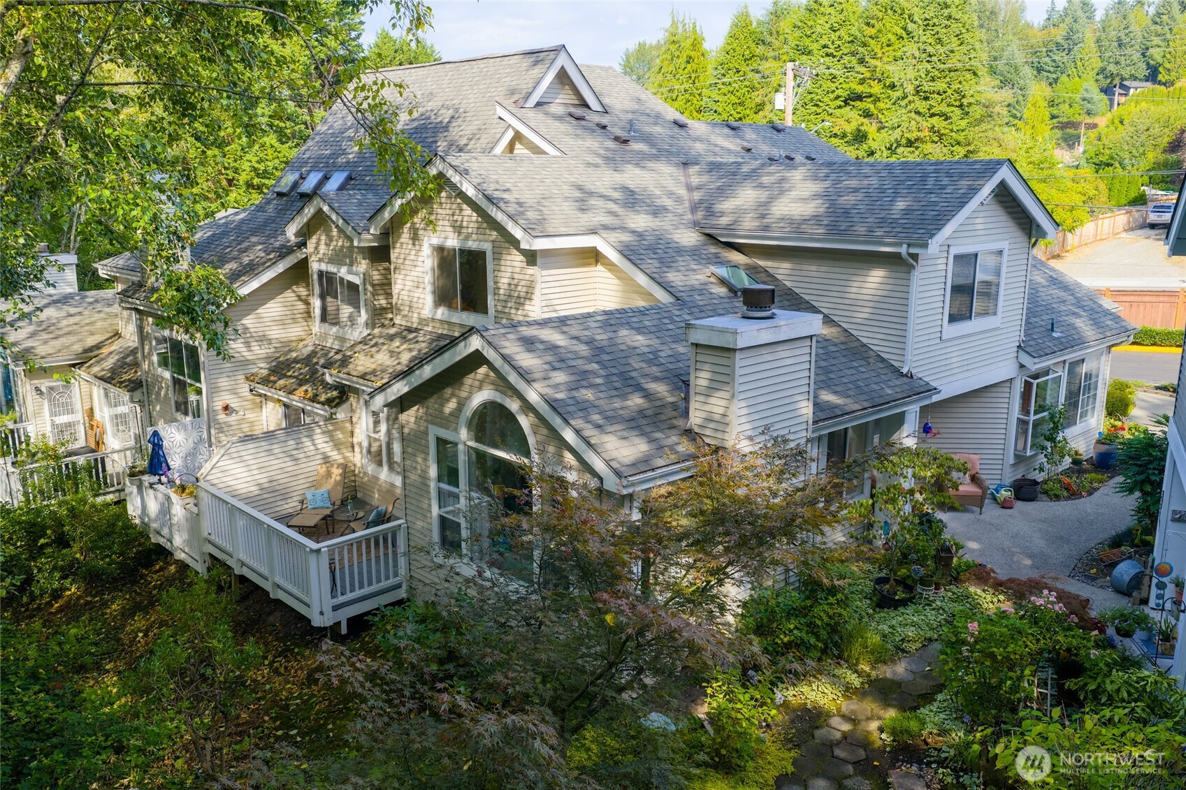 15929 67th Lane NE, Kenmore, WA 98028
