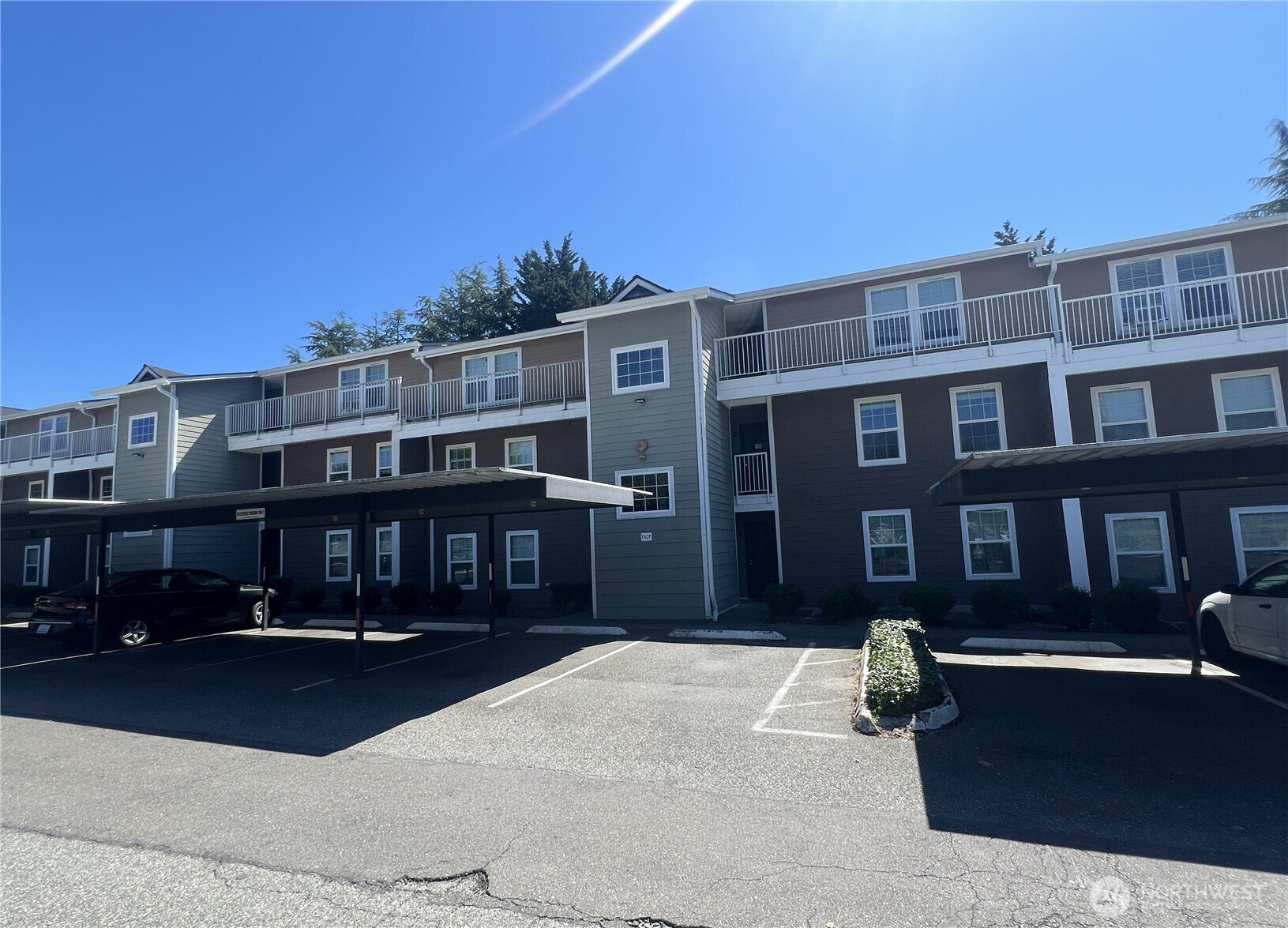 9917 Holly Drive, Everett, WA 98204