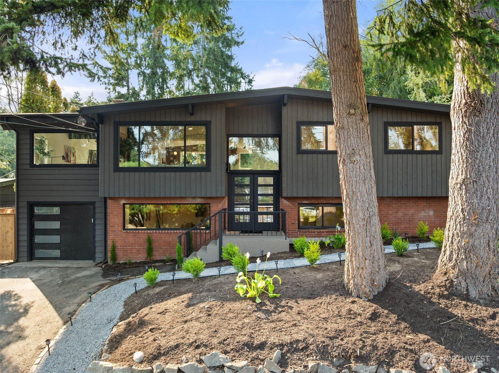 18212 72nd Avenue W, Edmonds, WA 98026