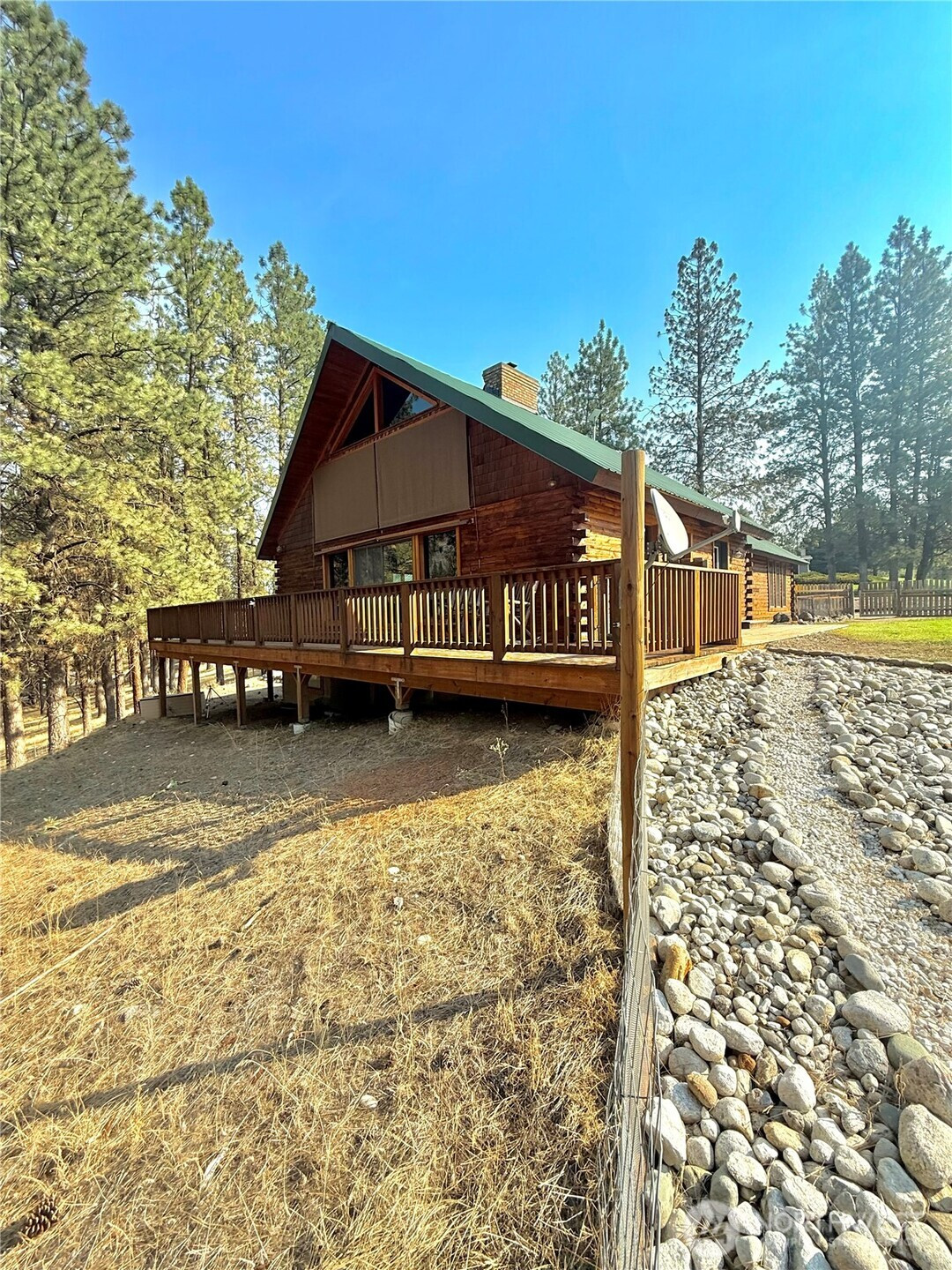 43 Oakes Drive, Tonasket, WA 98855