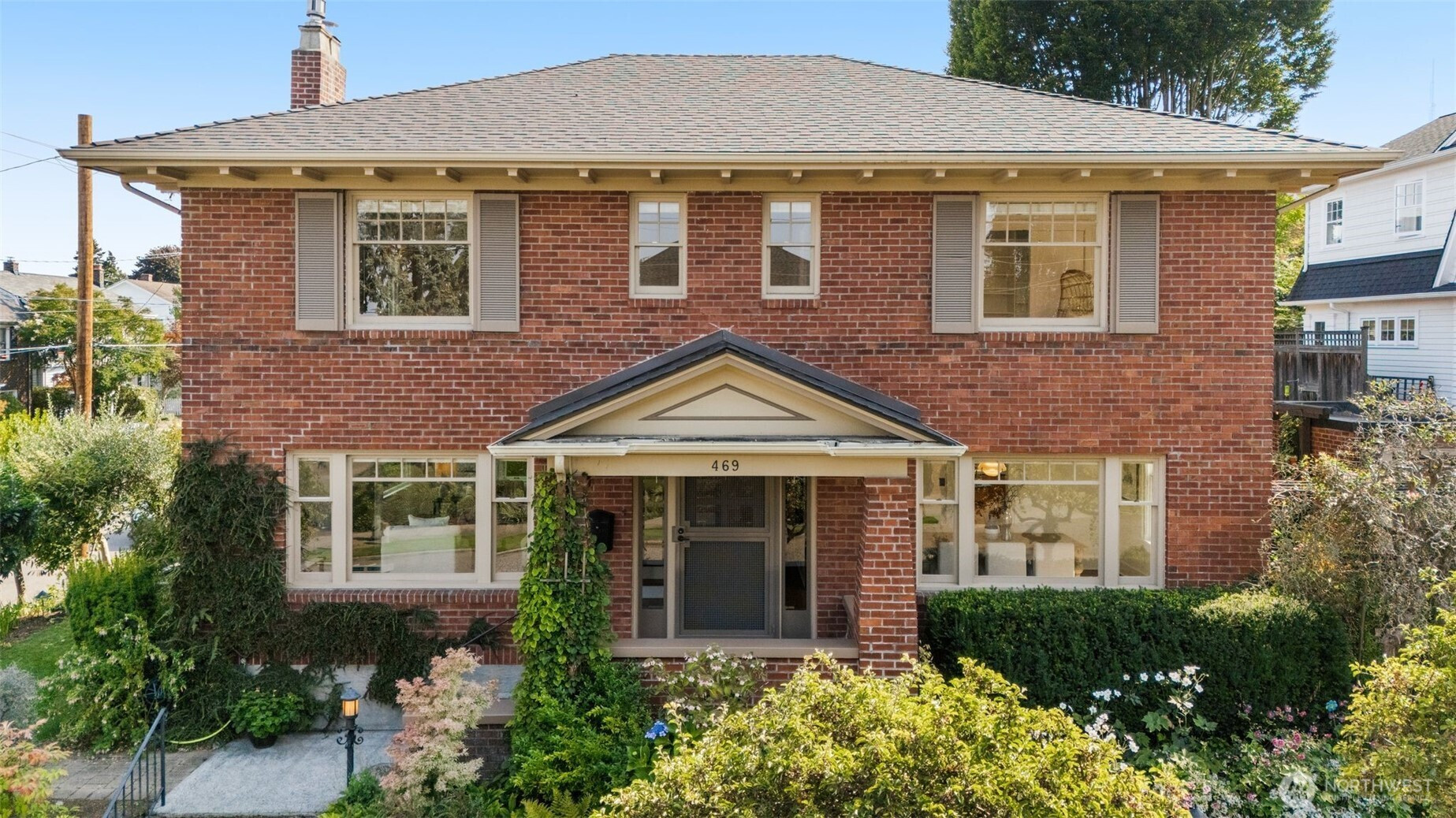 469 Lynn Street, Seattle, WA 98109