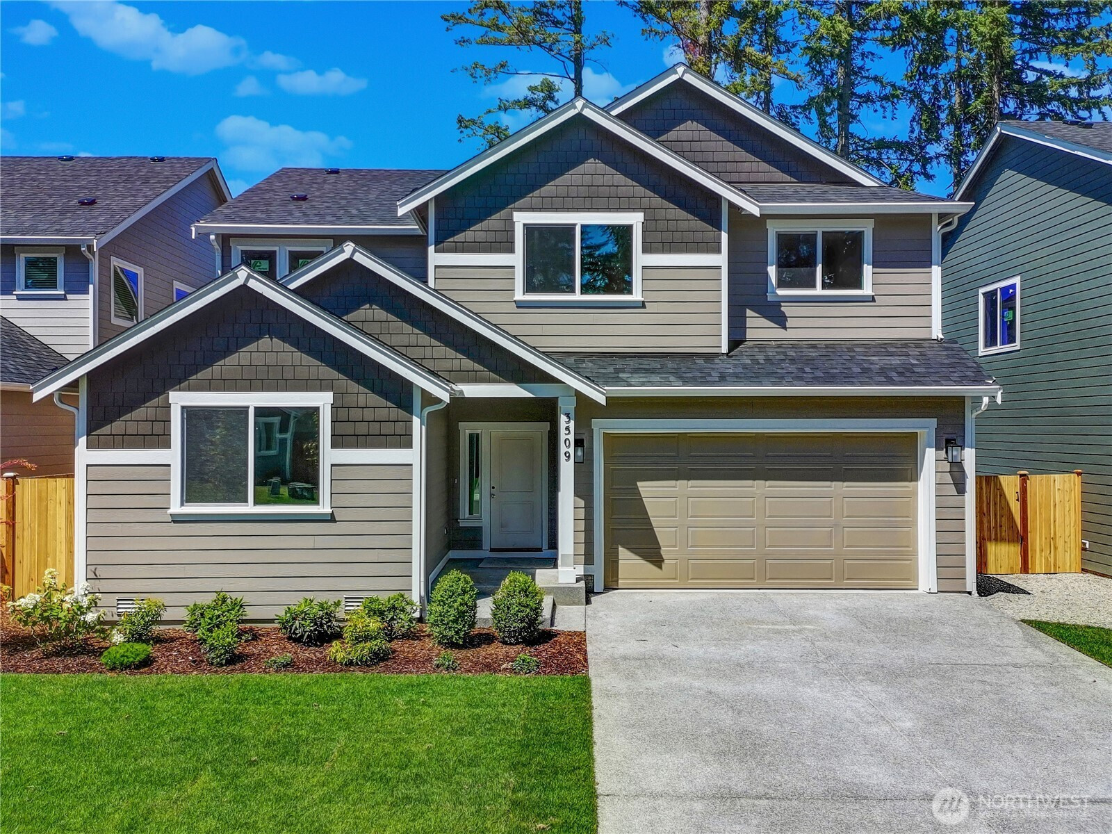 18312 37th Avenue E, Tacoma, WA 98446