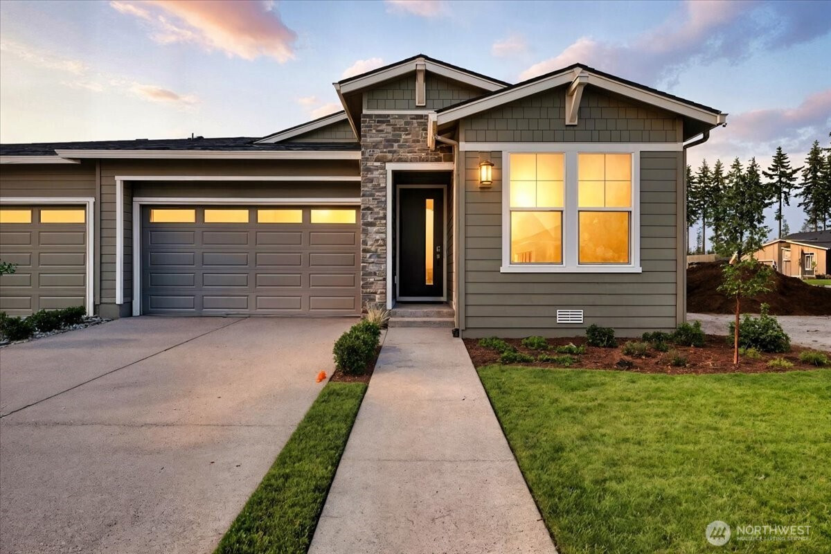 14810 207th Avenue E, Bonney Lake, WA 98391