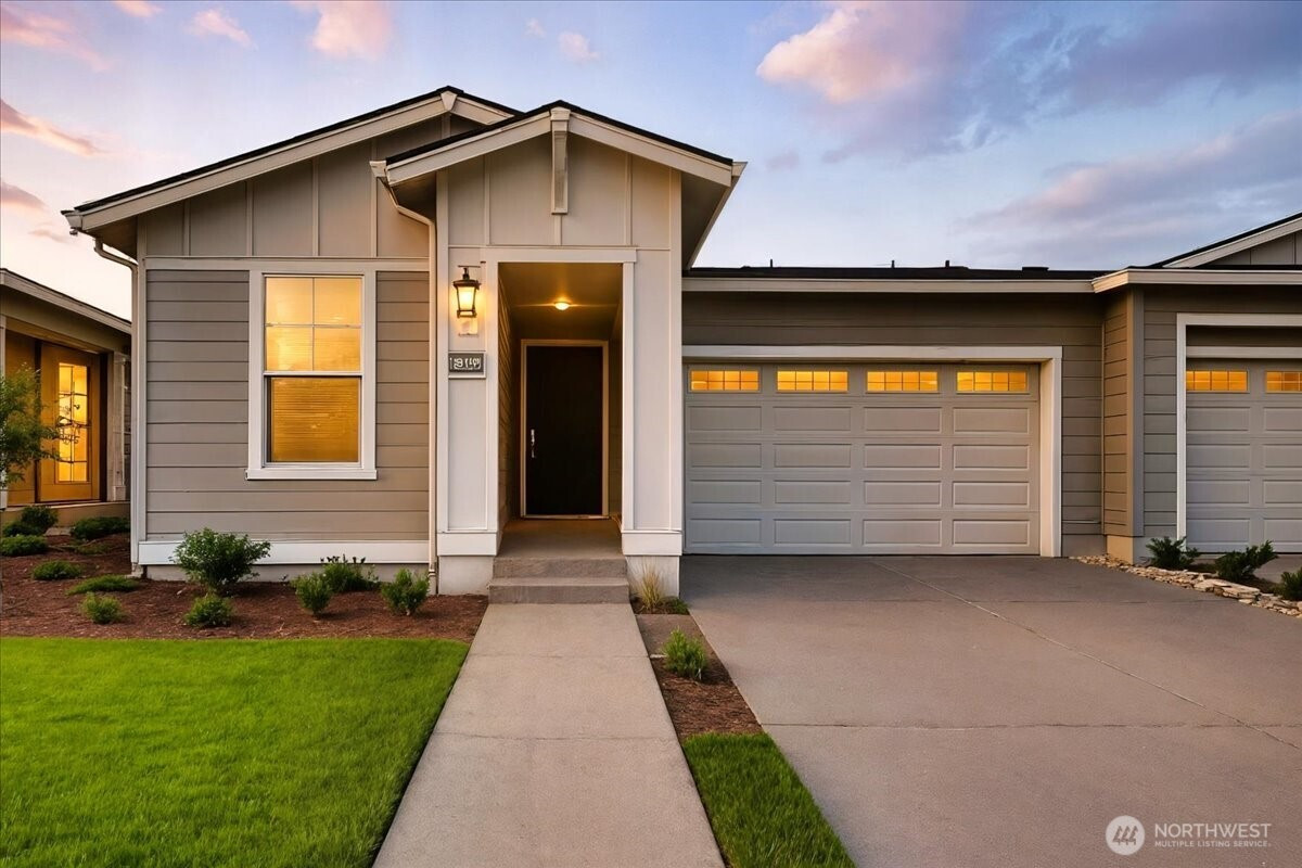 14822 207th Avenue E, Bonney Lake, WA 98391