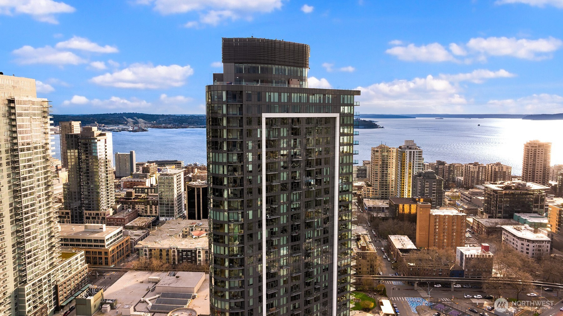 2510 6th Ave #3105, Seattle, WA 98121