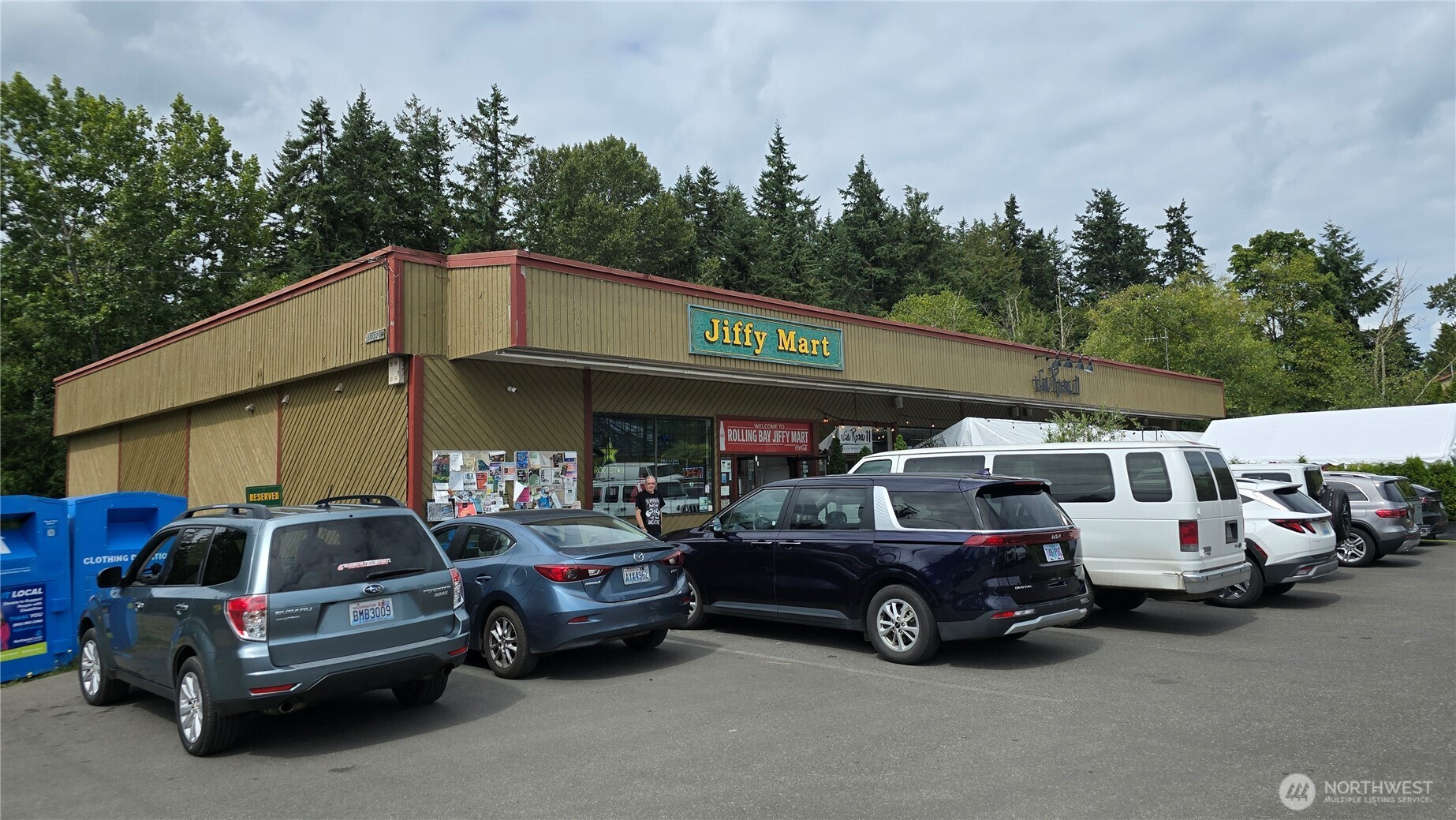 10320 NE Valley Road, Bainbridge Island, WA 98110