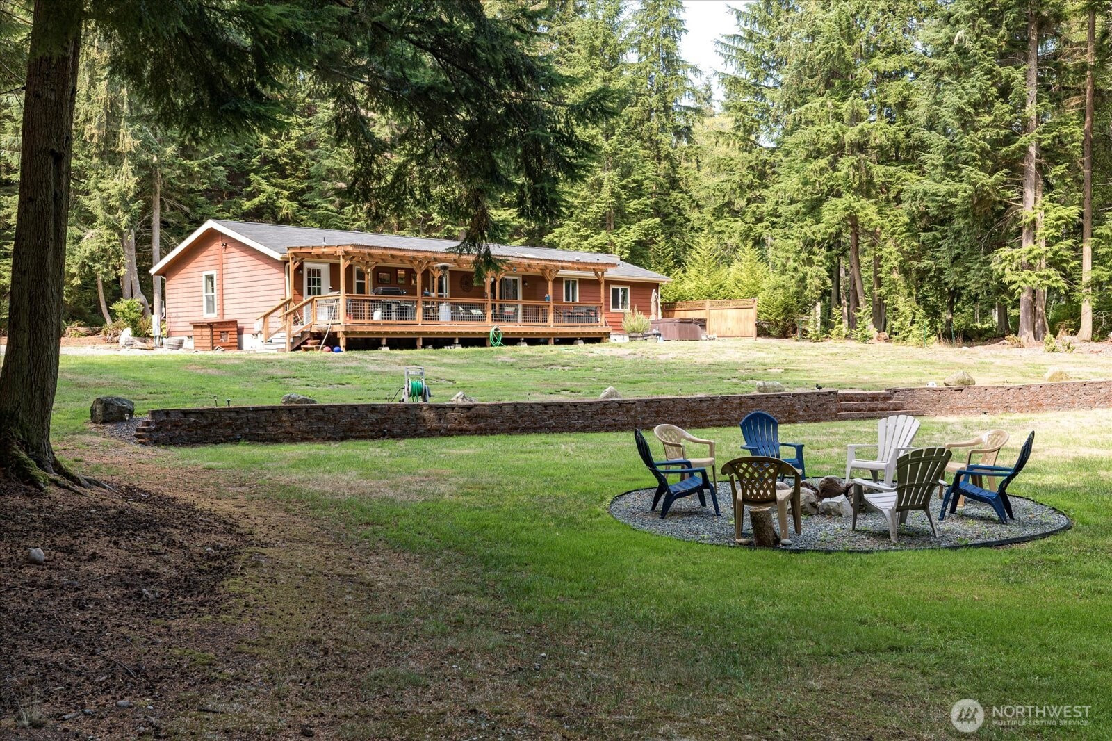 2558 Green Acres Lane, Oak Harbor, WA 98277