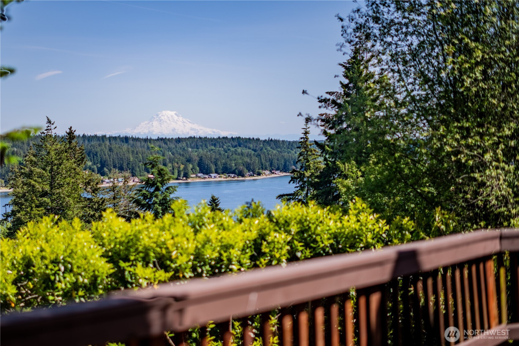 60 E Country Club Drive, Allyn, WA 98524