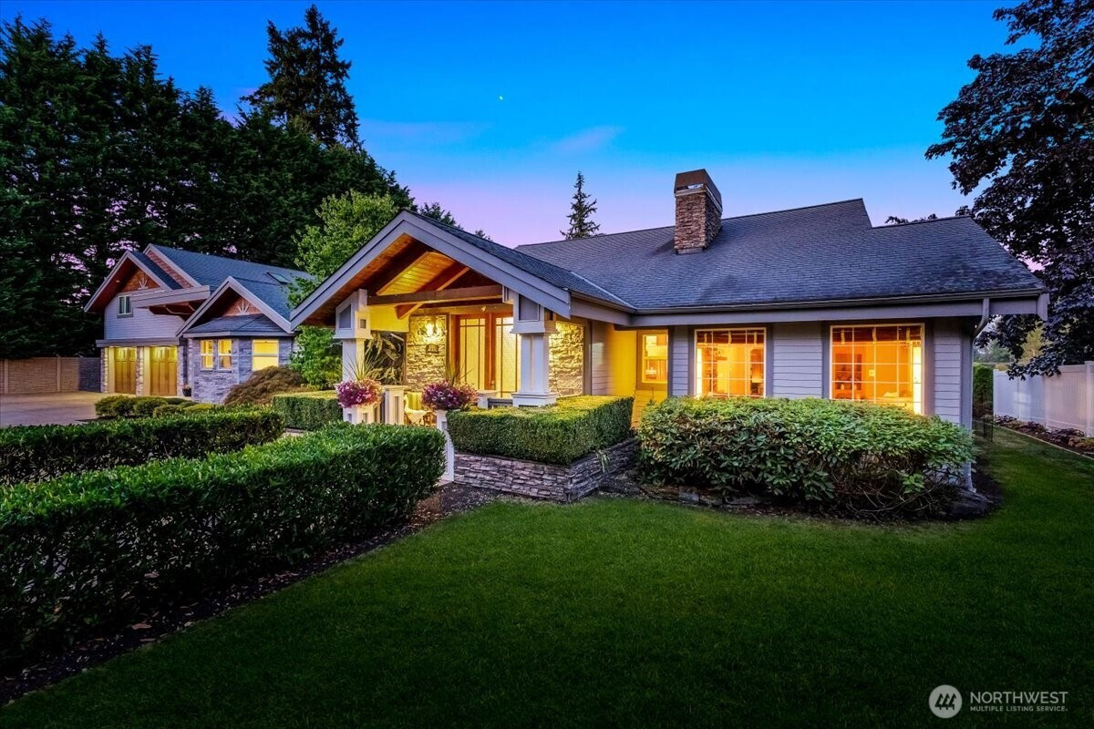 16704 162nd Avenue NE, Woodinville, WA 98072