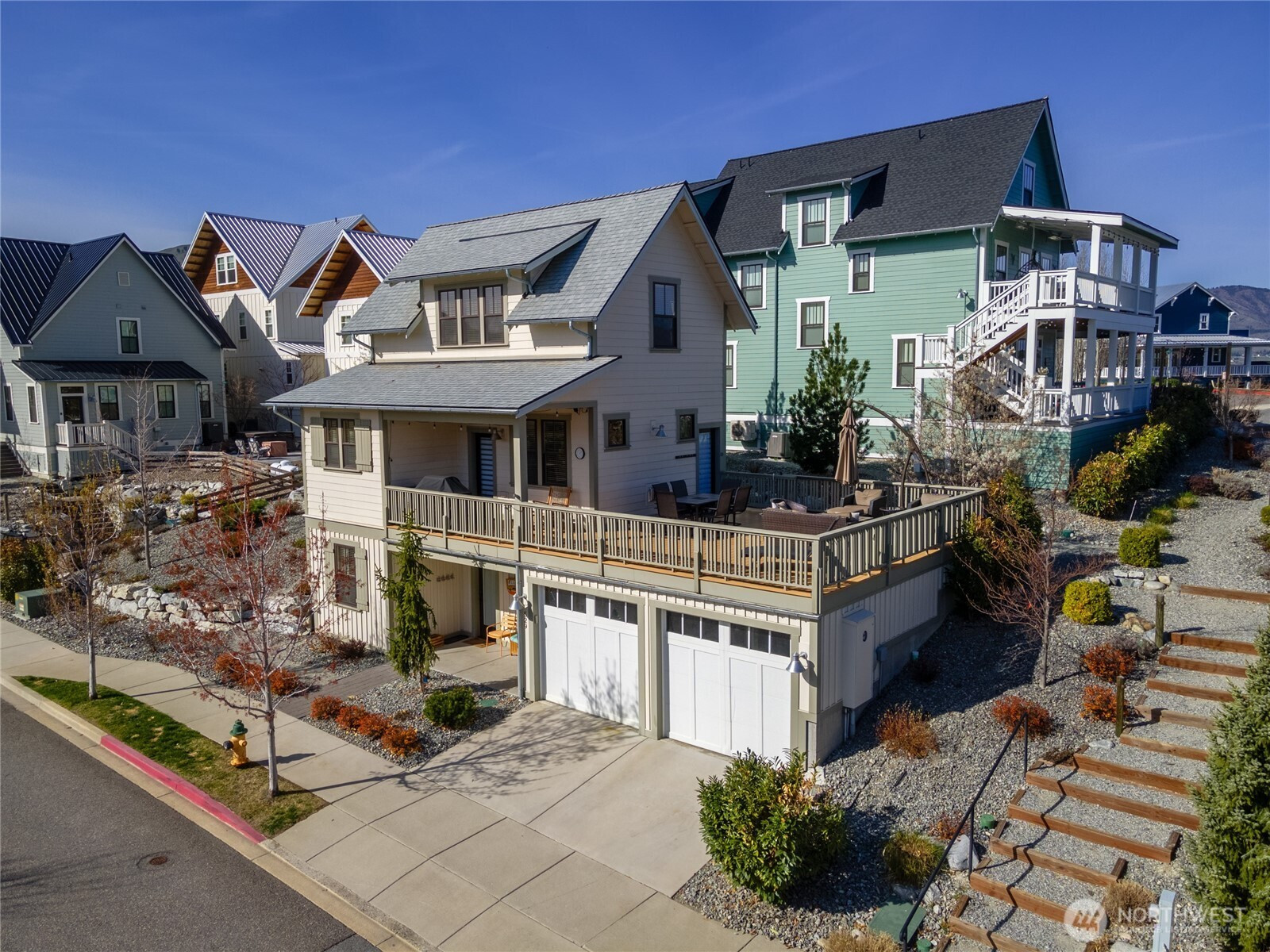 529 Porcupine Lane, Chelan, WA 98816