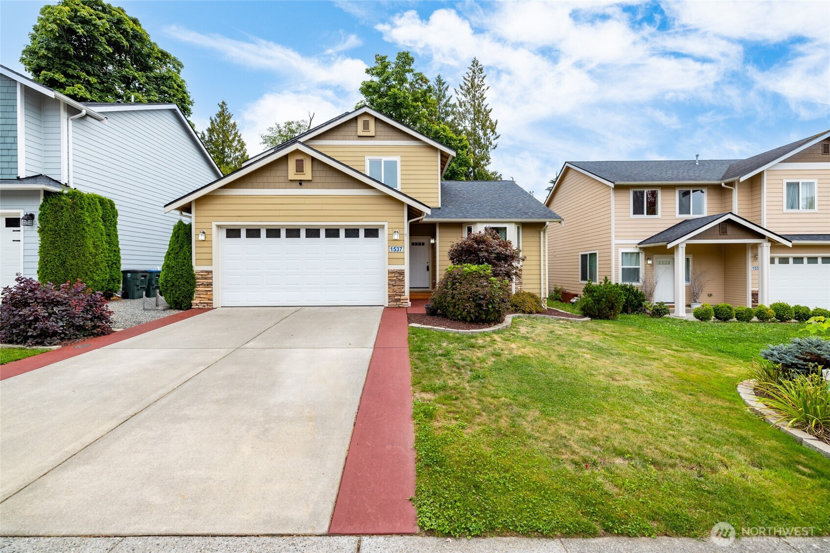 1537 E Gateway Heights Loop, Sedro Woolley, WA 98284