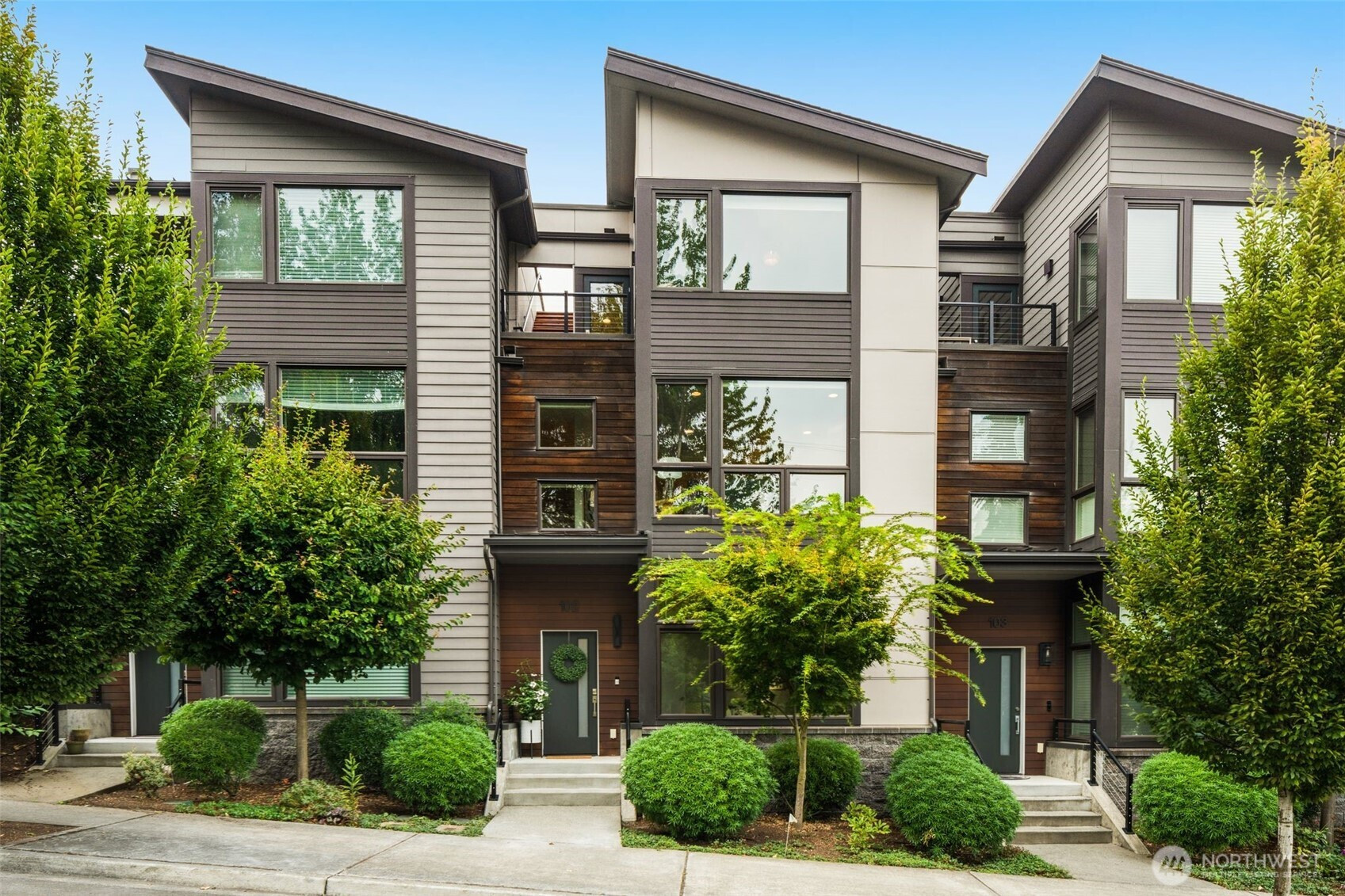 6454 NE 181st Street, Kenmore, WA 98028