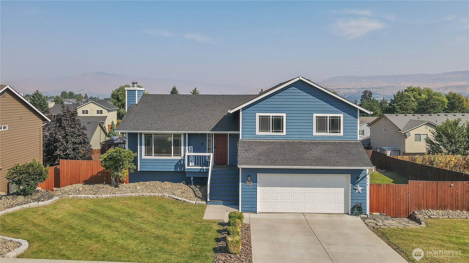 570 Saddle Rock Loop, Wenatchee, WA 98801