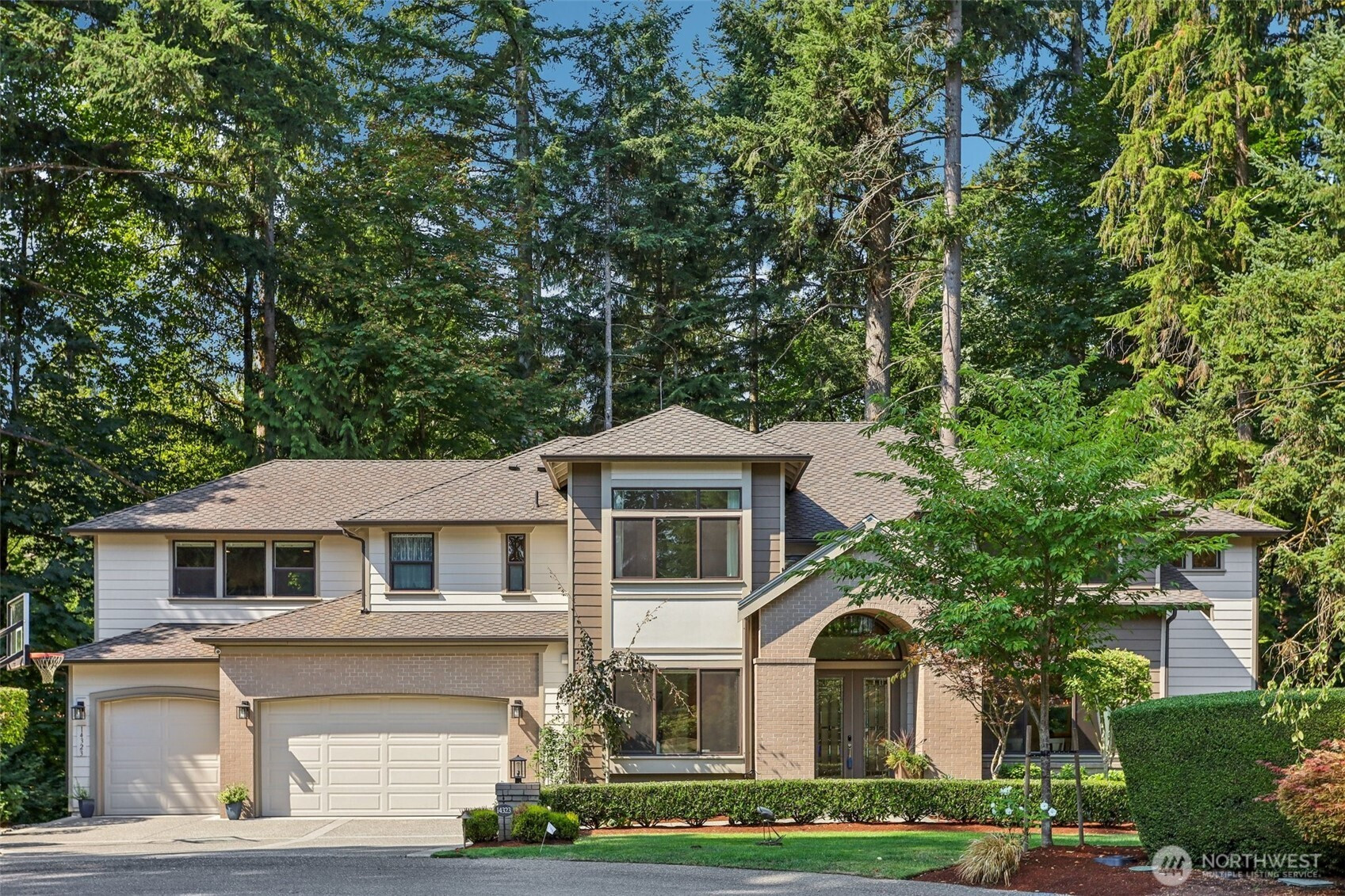 14323 196th Court NE, Woodinville, WA 98077