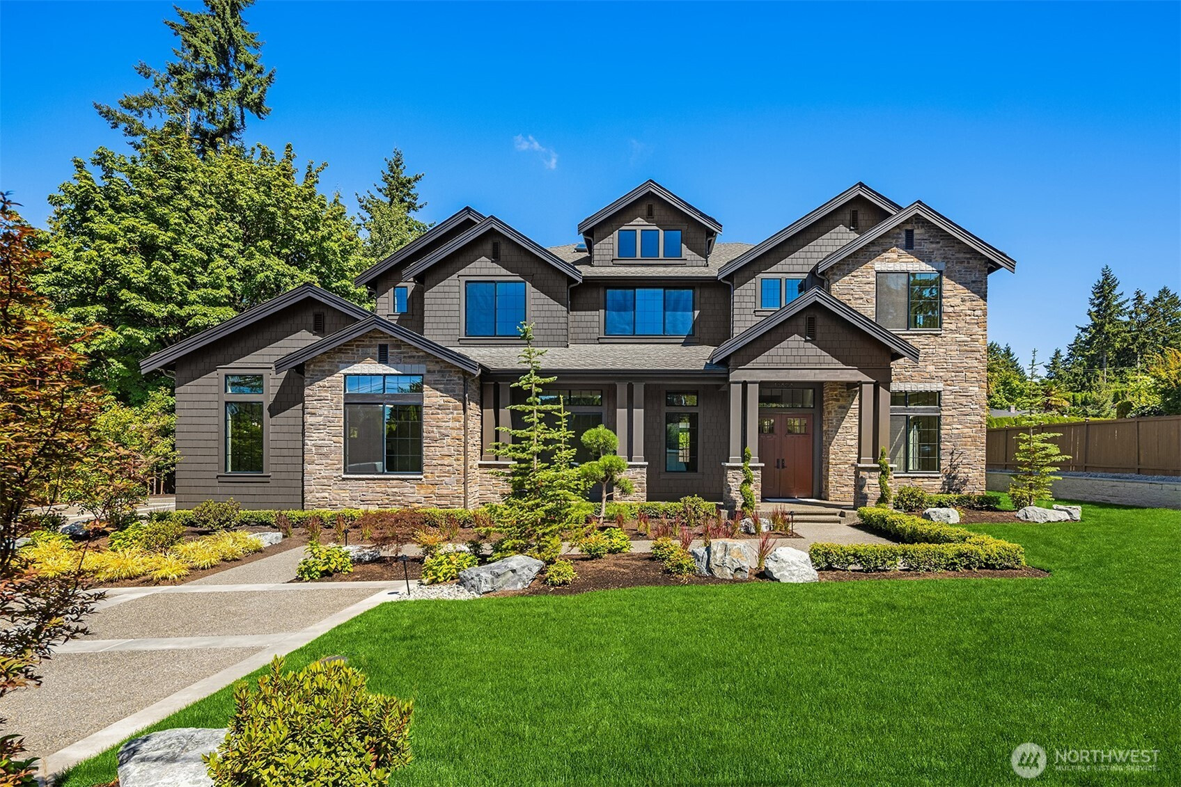 13808 SE 1st Street, Bellevue, WA 98005