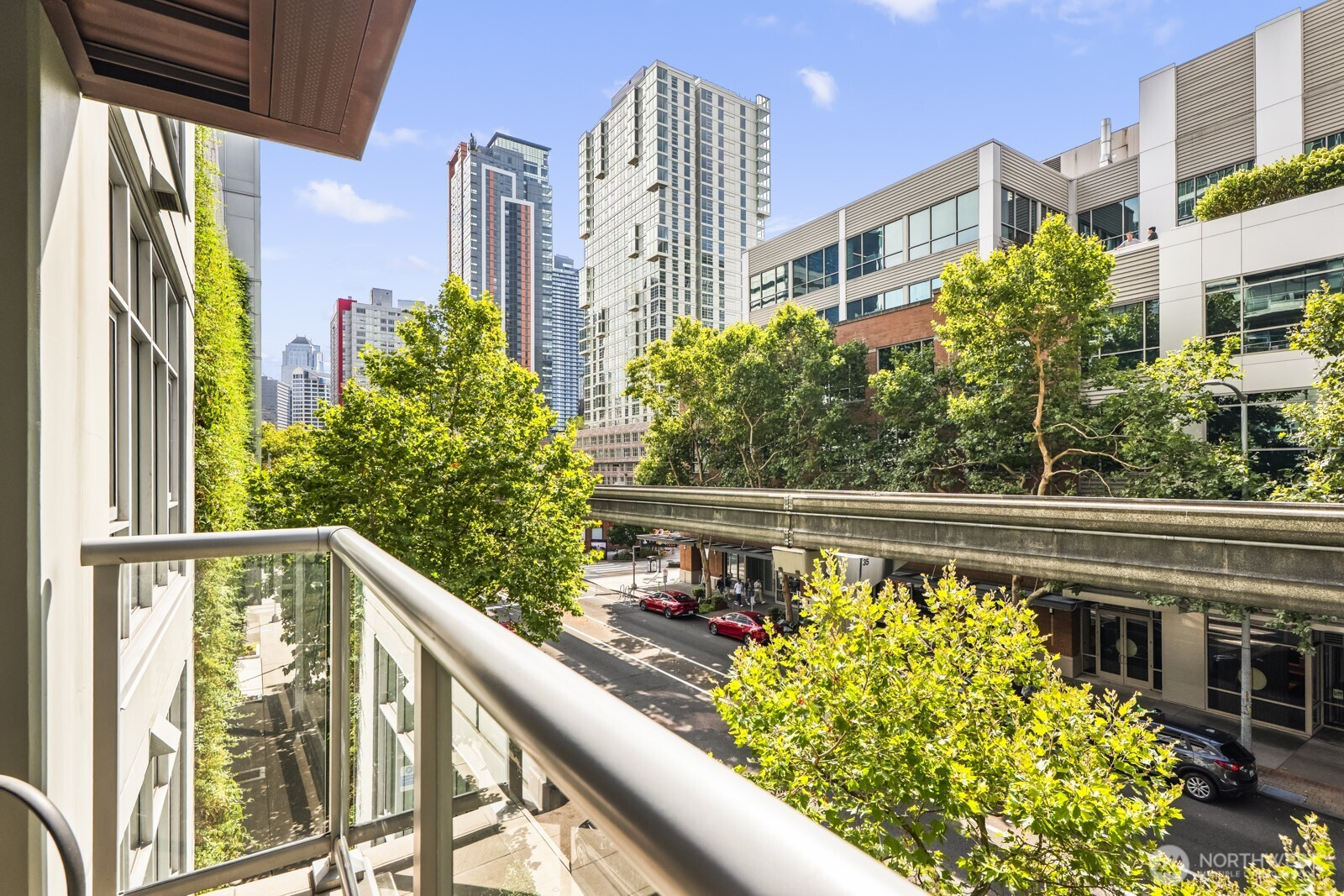 588 Bell Street, Seattle, WA 98121