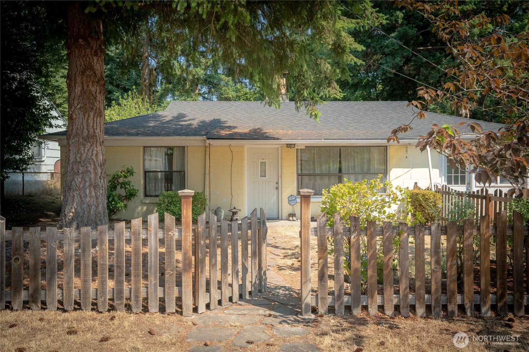 14012 23rd Place NE, Seattle, WA 98125