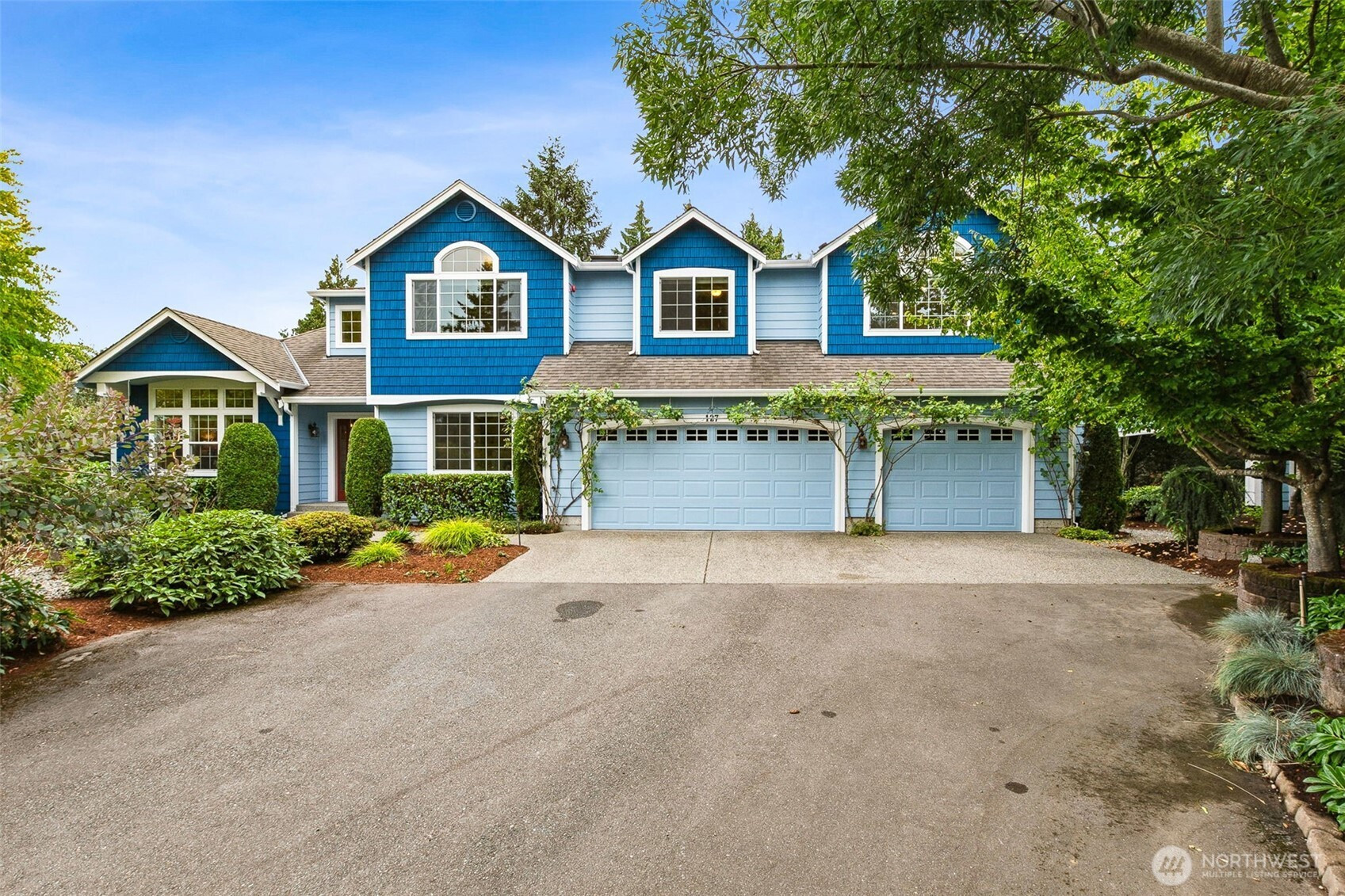 127 SW 186th Street, Normandy Park, WA 98166