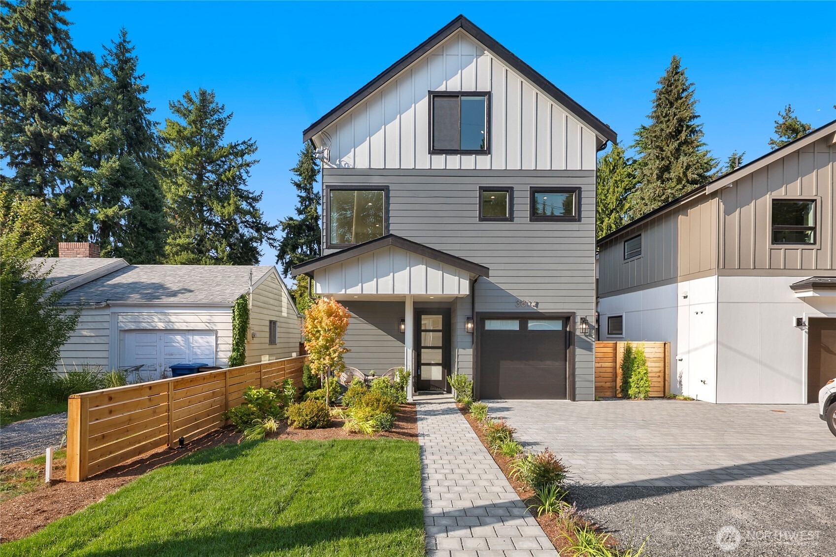 3814 NE 89th Street, Seattle, WA 98115