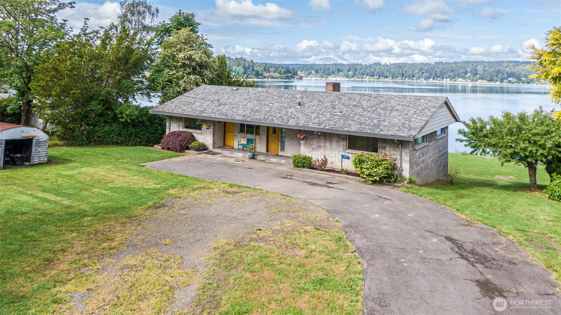 22617 Kingsbury Road SW, Vashon, WA 98070