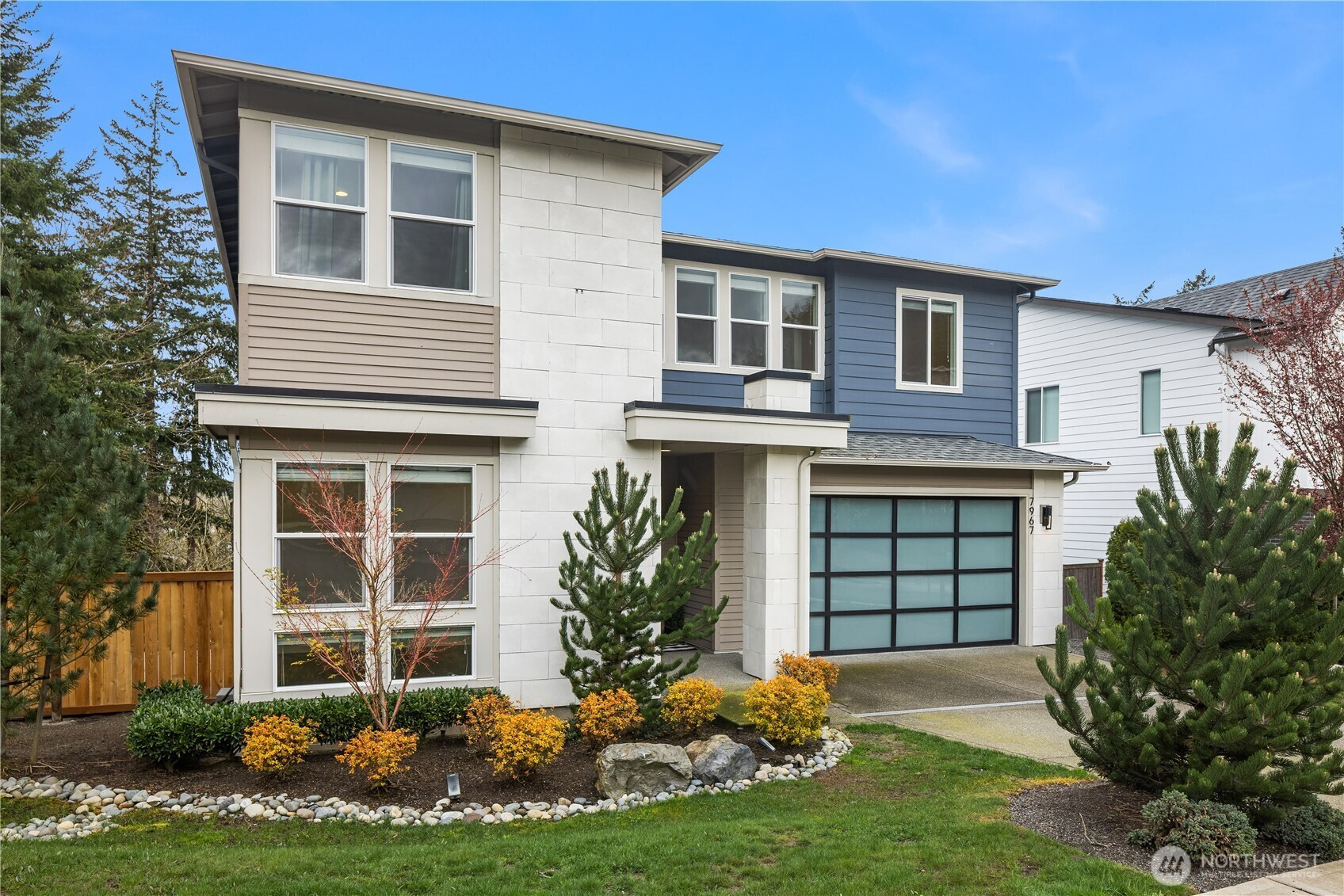 7967 112th Lane SE, Newcastle, WA 98056