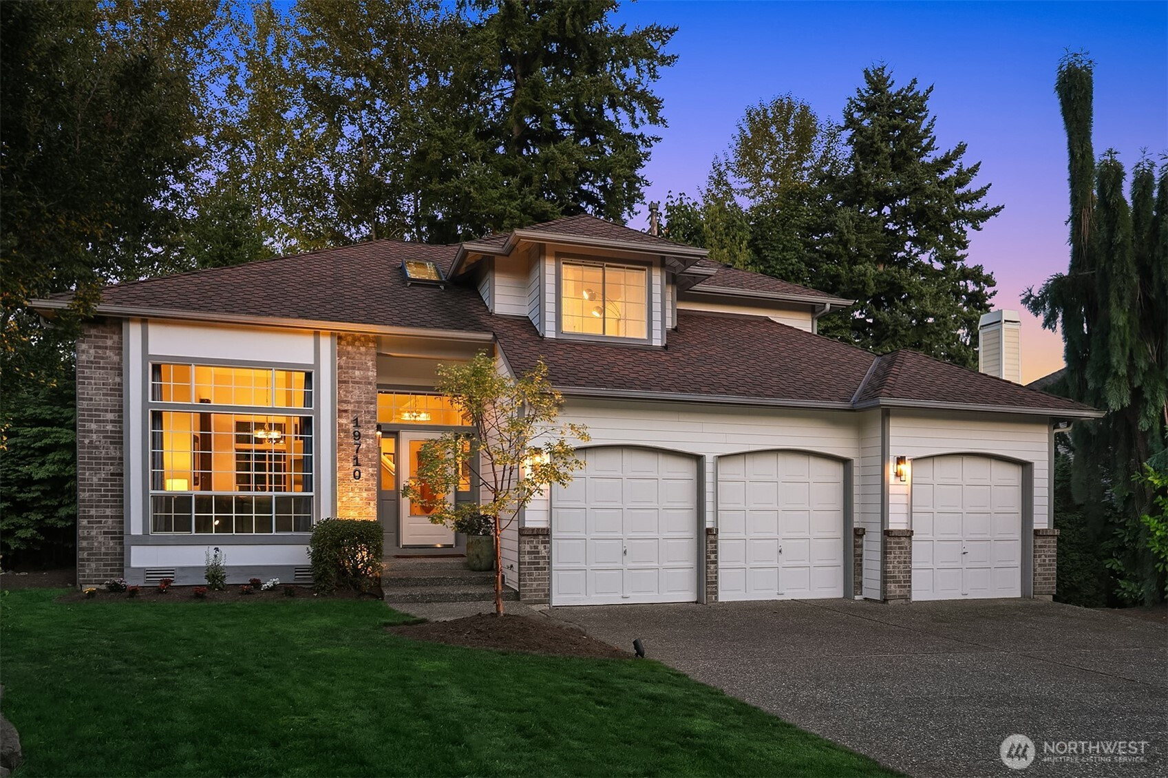 19710 131st Place NE, Woodinville, WA 98072