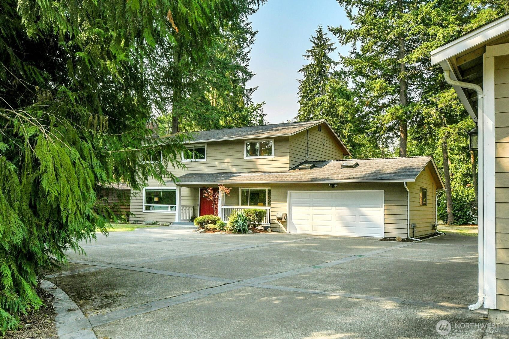 32221 194th Avenue SE, Kent, WA 98042