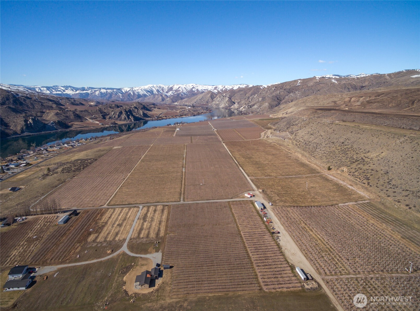 15 Chelan Butte Road, Chelan, WA 98816