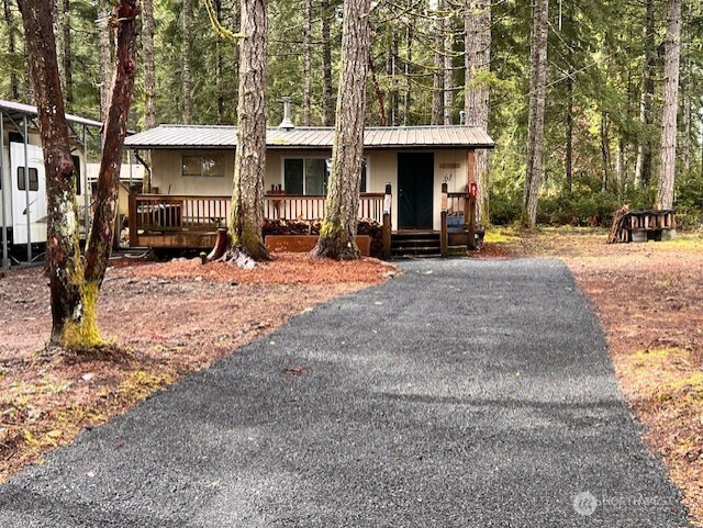61 NE Madrona Court, Tahuya, WA 98588