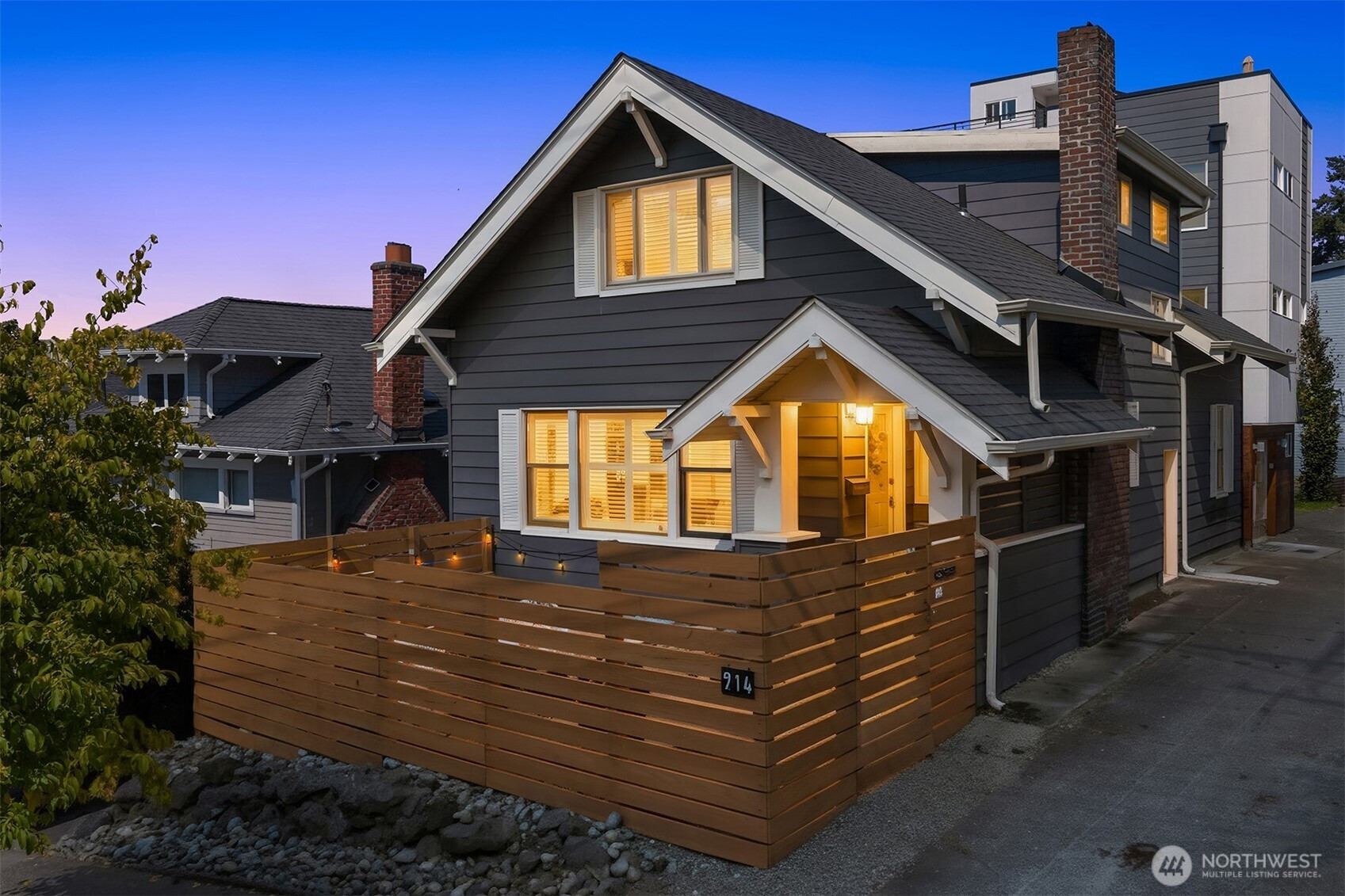 914 W Howe Street, Seattle, WA 98119