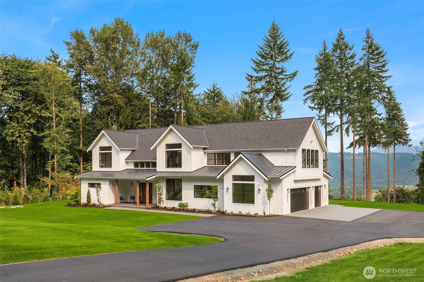 19770 244th Avenue NE, Woodinville, WA 98077
