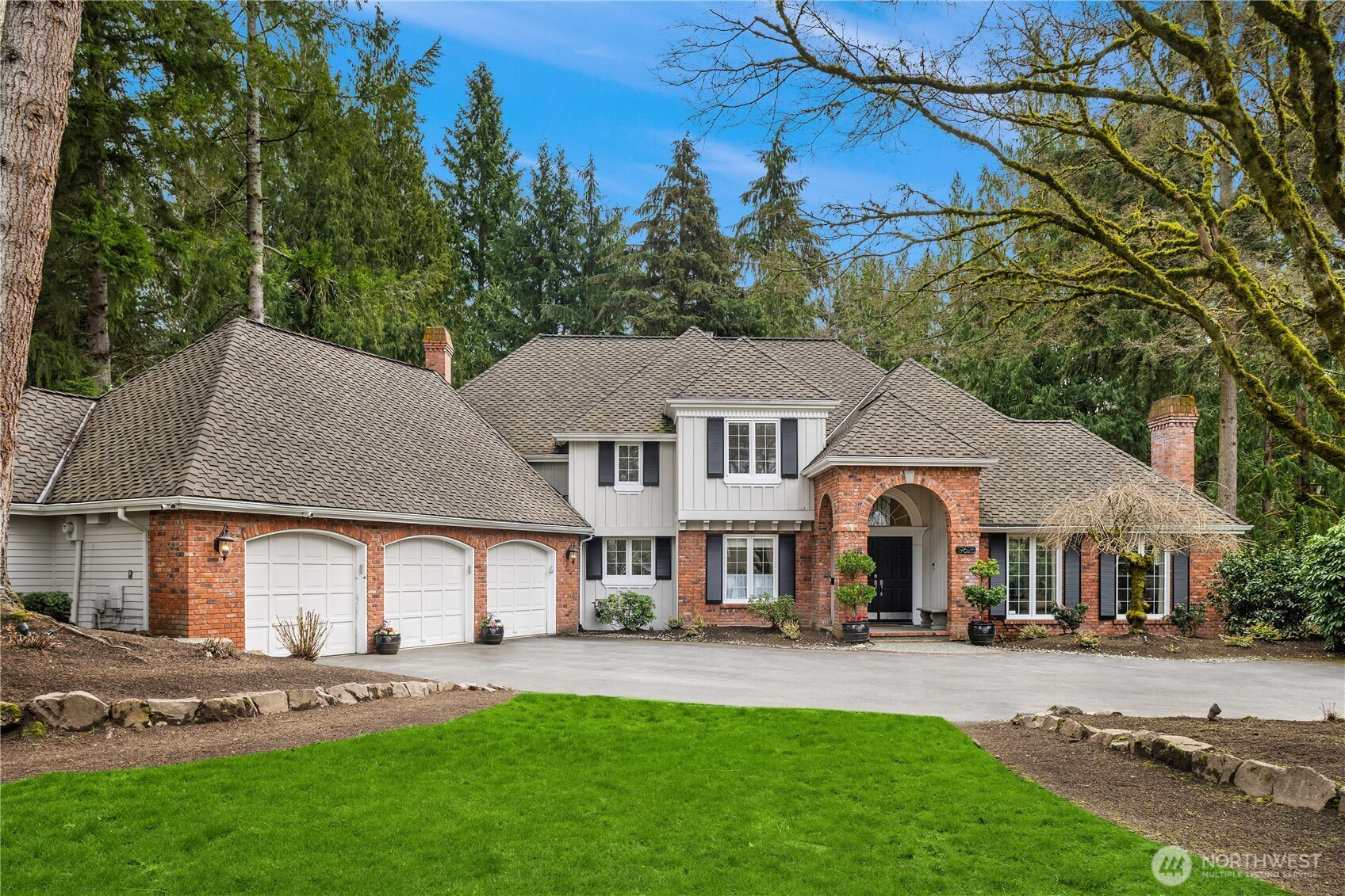 19625 NE 125th Court, Woodinville, WA 98077