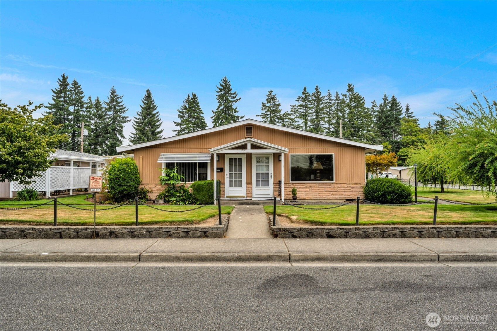 335 7th Place SE, Puyallup, WA 98372